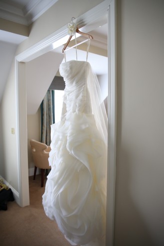 how to store my wedding dress