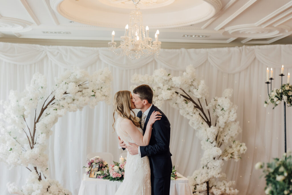 indoor-ceremony-rochestown-park-hotel-cork